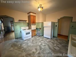 featured image of 26 Heath St #3