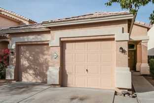 10042 E Carmel Ave - Photo 1 of 1