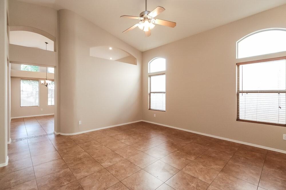 10042 E Carmel Ave - Photo 2 of 14