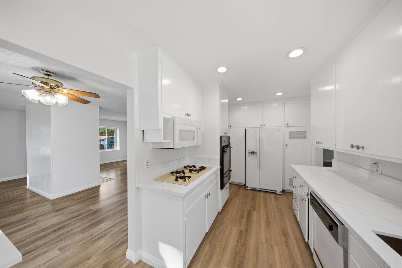 4546 Elm Ave - Photo 4 of 19