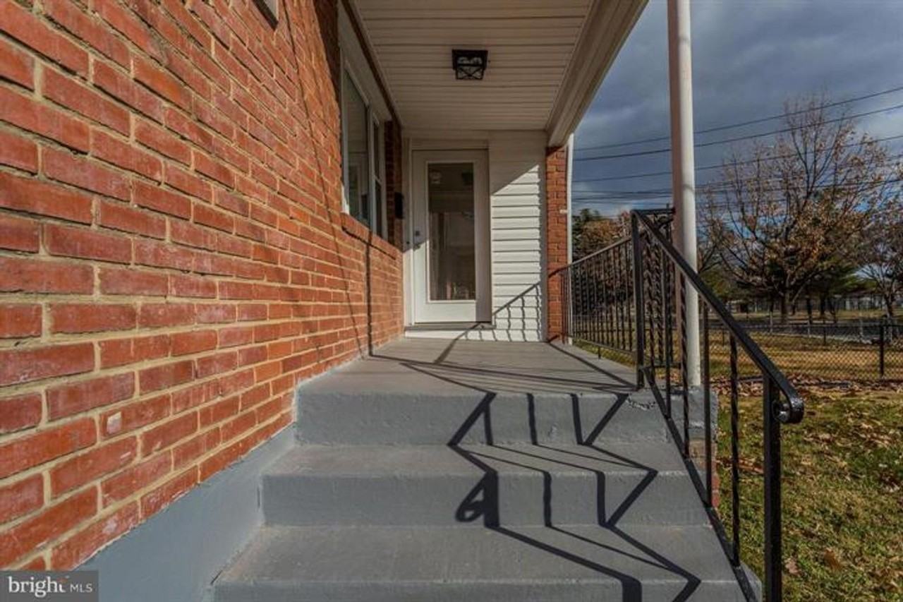 4012 Alabama Ave Se - Photo 3 of 27