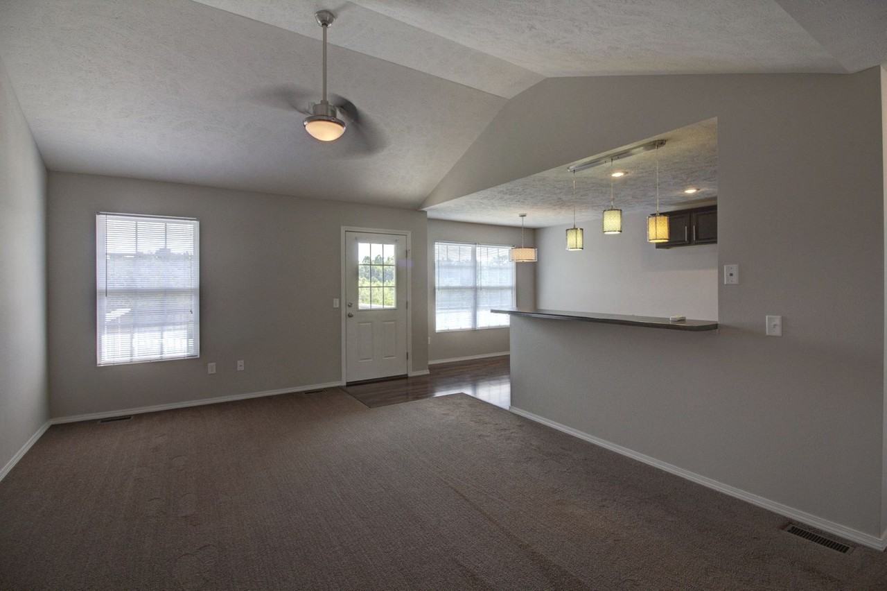 2508 W Spring Water St - Photo 2 of 23