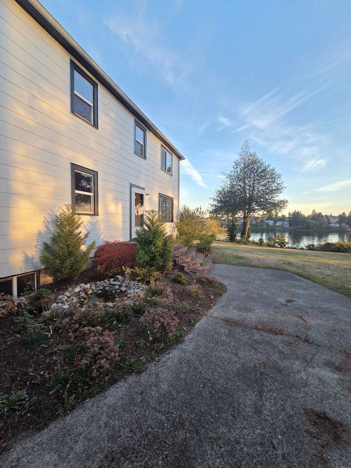 2507 Reid Ave - Photo 5 of 44