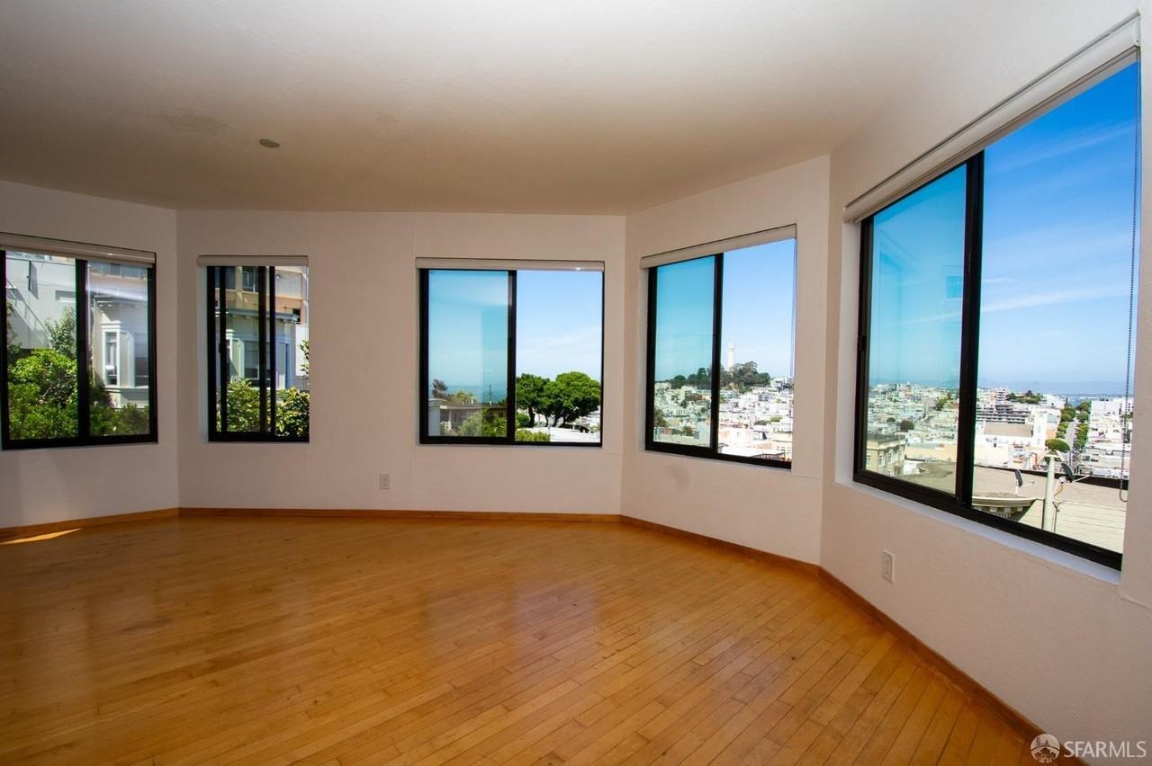 2 Fallon Pl #16 - Photo 3 of 19