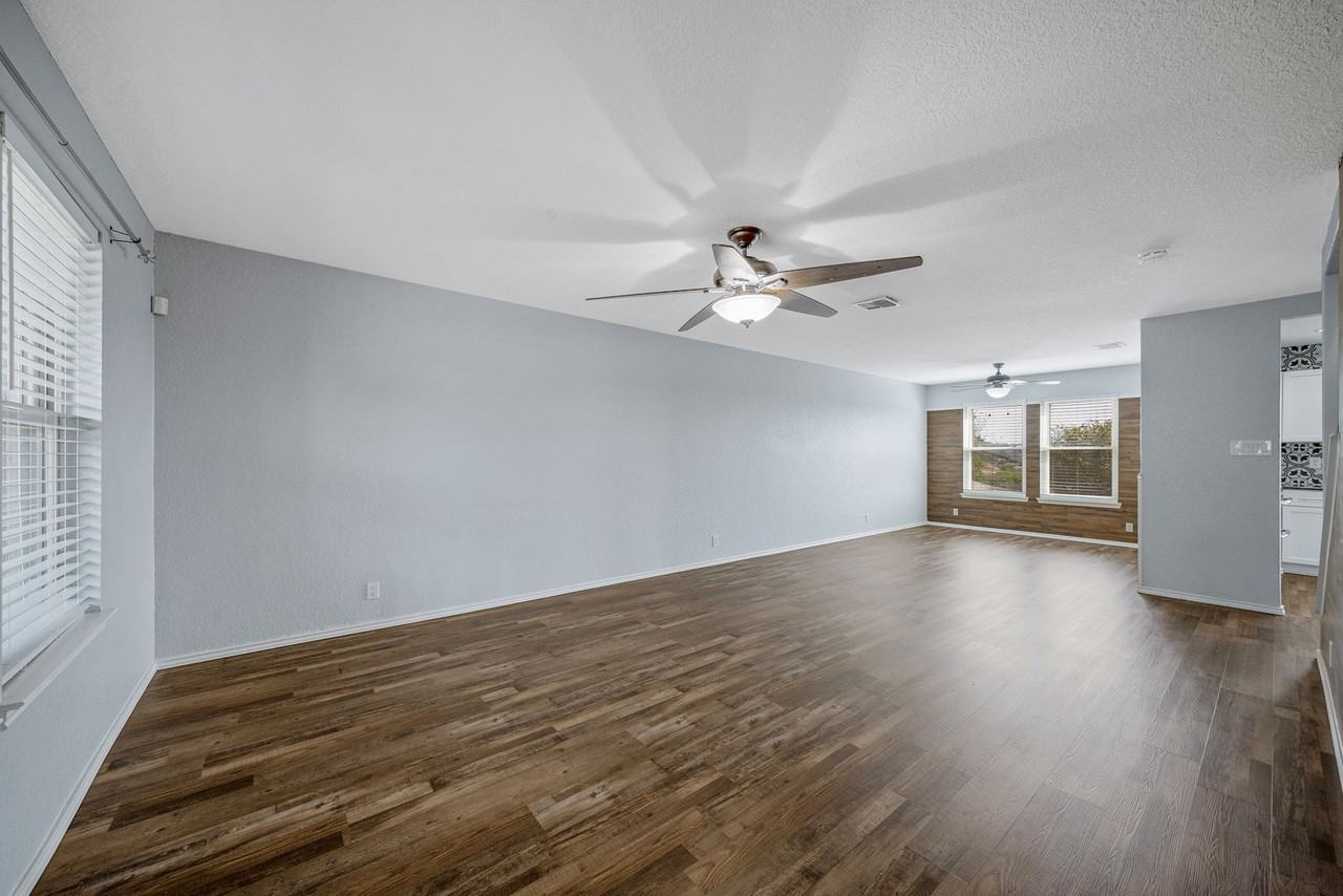 7806 Liberty Is - Photo 4 of 36