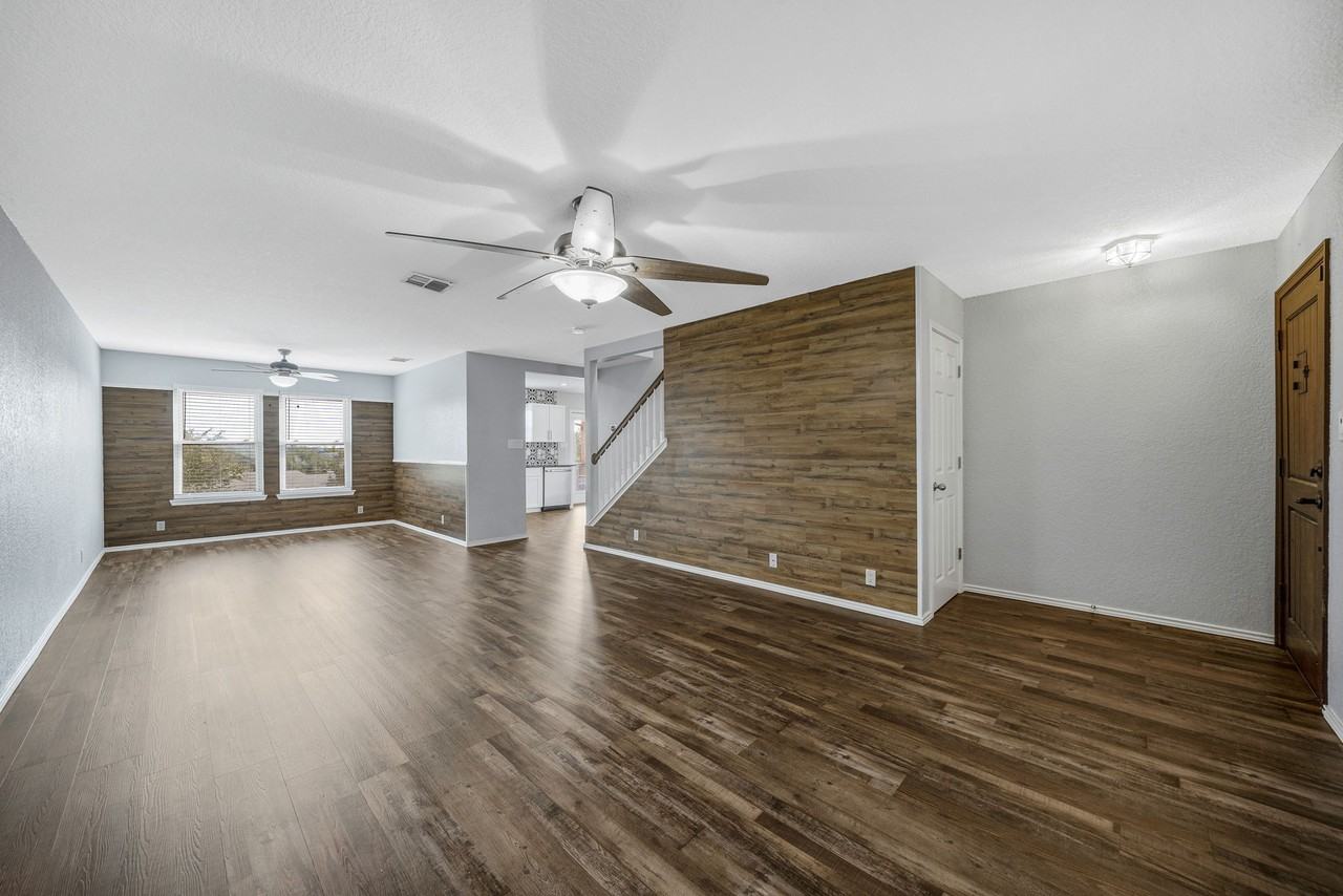 7806 Liberty Is - Photo 6 of 36