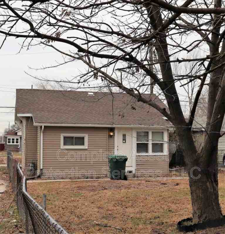2738 163rd Pl - Photo 2 of 14