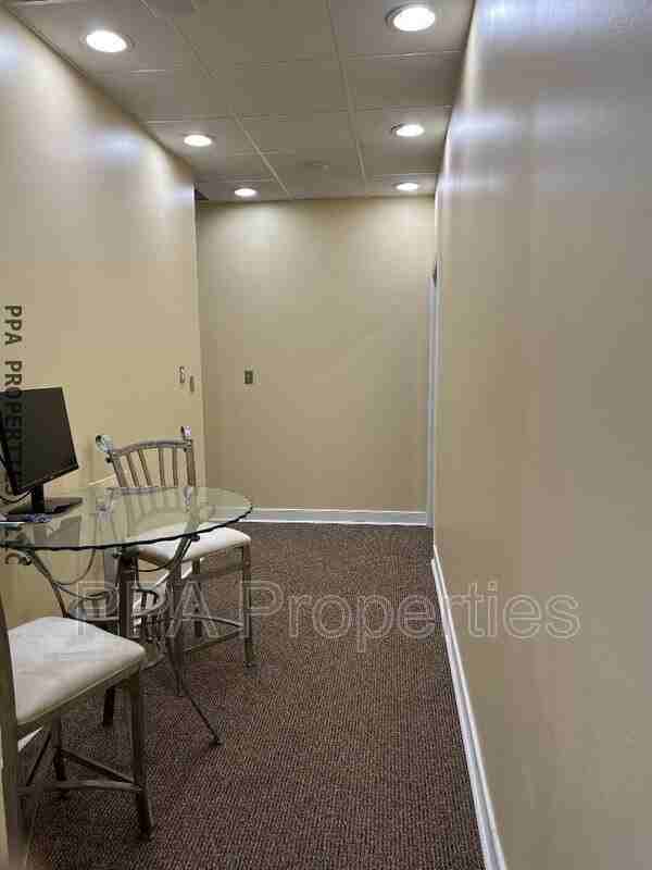 3717 University Dr - Photo 2 of 31