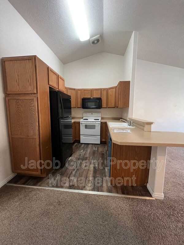 206 La Valle Strada - Photo 7 of 18