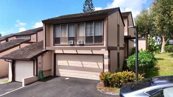 featured image of 98-1094 Komo Mai Dr