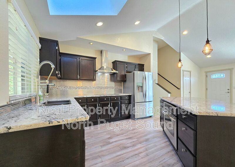 9209 15th Pl Se - Photo 7 of 22