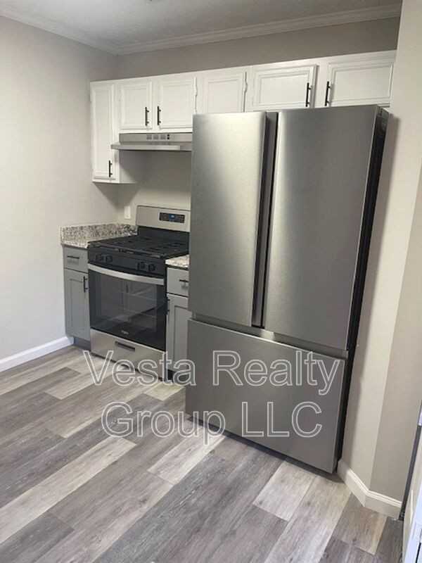 407 Sage Ct - Photo 6 of 17