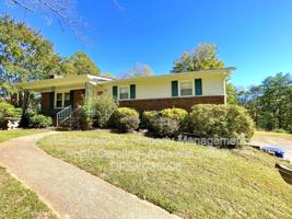 featured image of 44 Hickory Dr