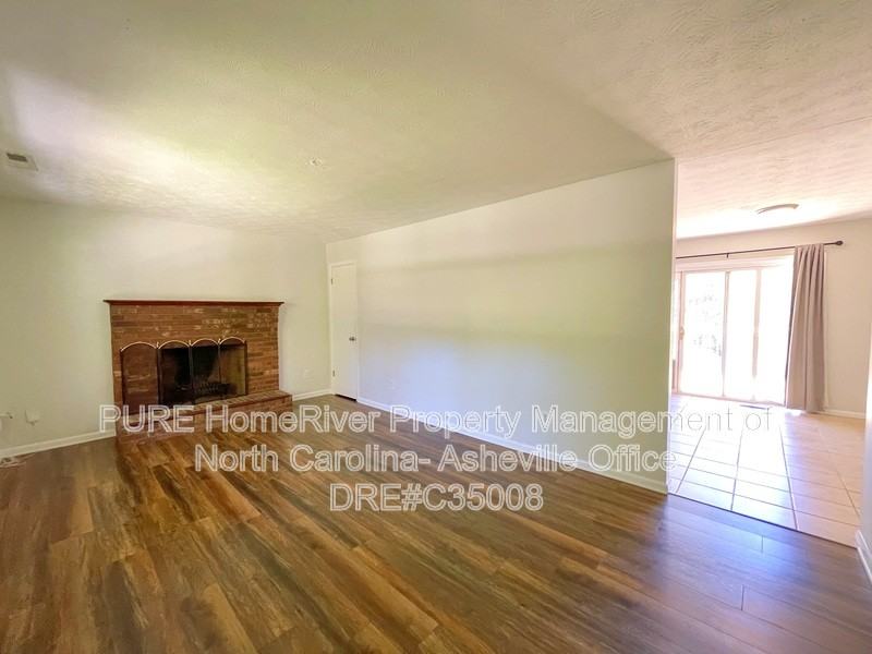 44 Hickory Dr - Photo 3 of 21