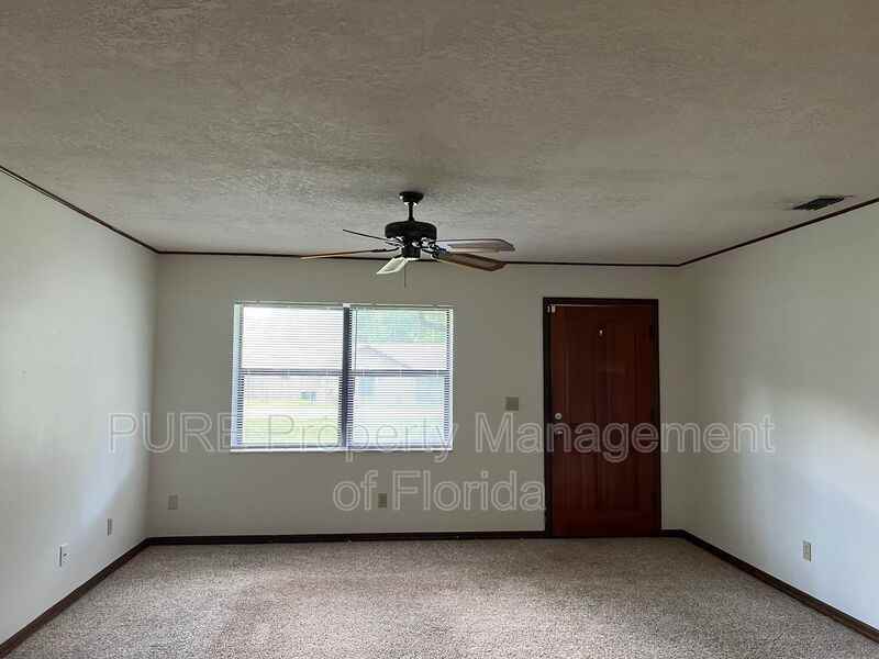 3242 Neavenue - Photo 3 of 31