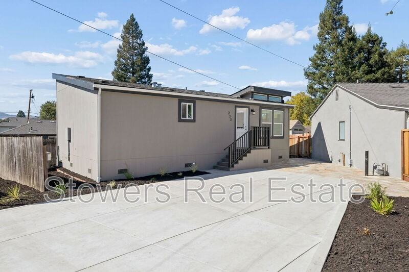 273 Cameo Dr - Photo 3 of 31