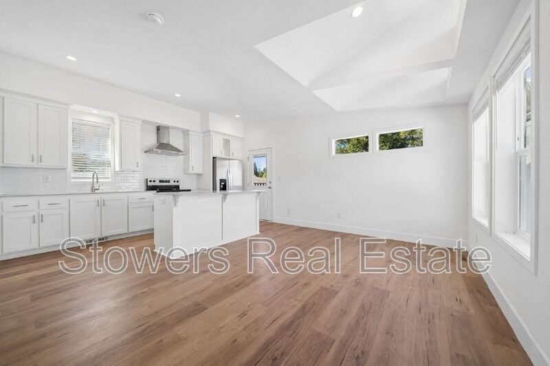 273 Cameo Dr - Photo 7 of 31