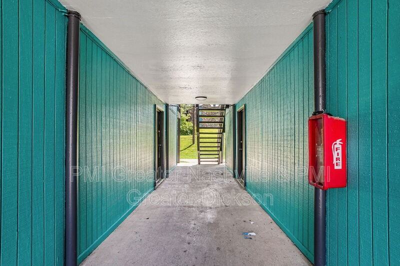 405 Spring St #C46 - Photo 4 of 26