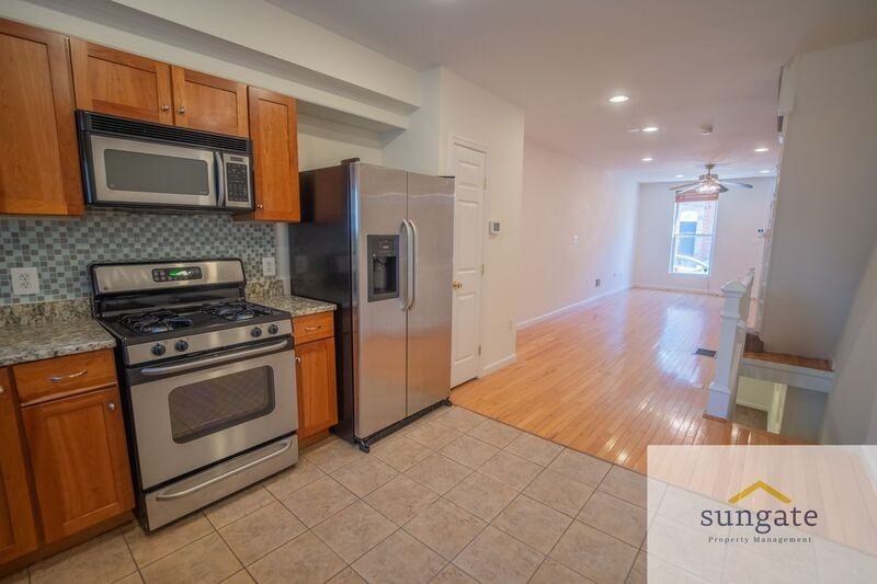 24 N Streeper St - Photo 7 of 38