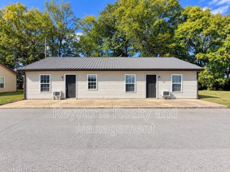 919 Gabby Ln