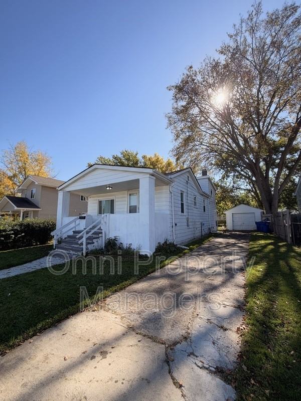 8494 Studebaker Ave - Photo 2 of 15