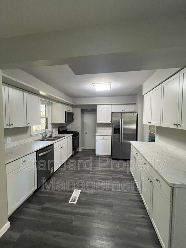 4432 Buffalo Rd - Photo 5 of 34
