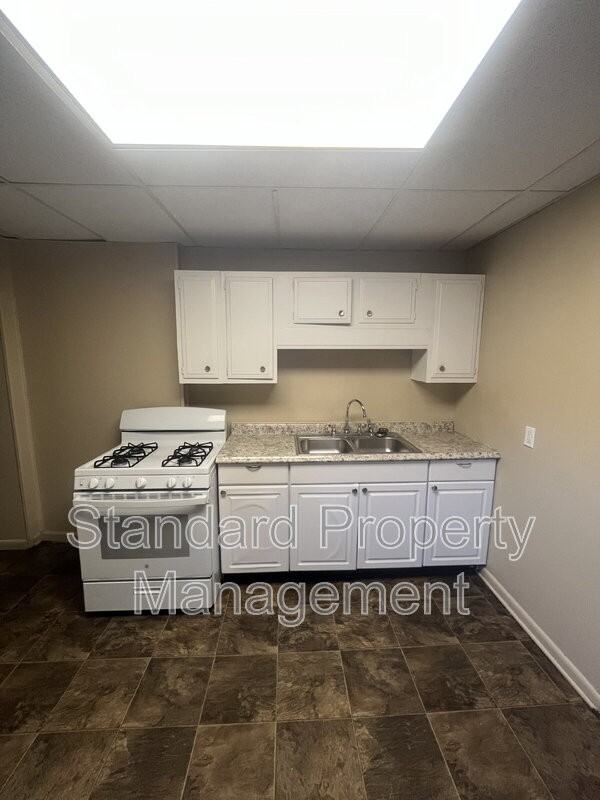 89 Cleon St - Photo 6 of 18