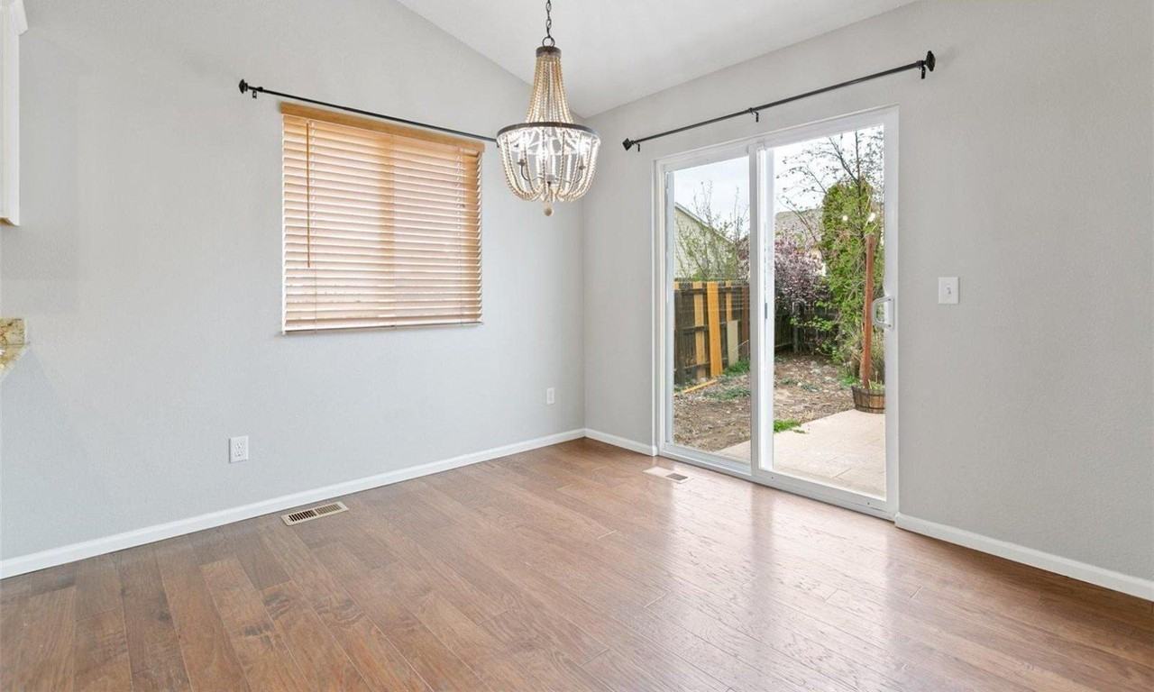 4375 Poplar Brook Dr - Photo 7 of 26