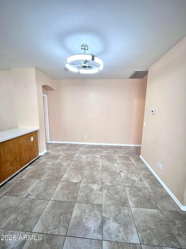 14285 W Verde Ln - Photo 5 of 20