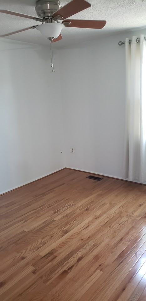 912 Merridale Blvd #TH - Photo 7 of 14