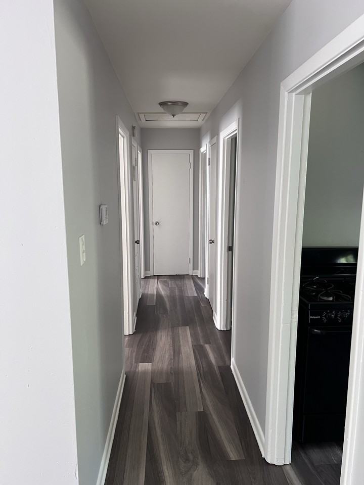 5604 Alpha St - Photo 7 of 19