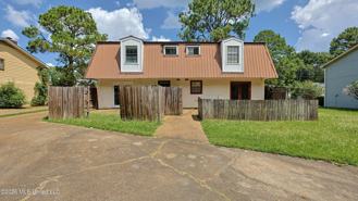 1121 Woodfield Dr - Photo 1 of 1