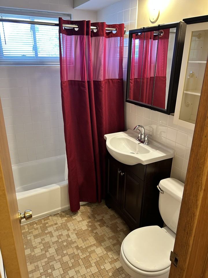7520 Oliver Ave S #510 - Photo 7 of 7