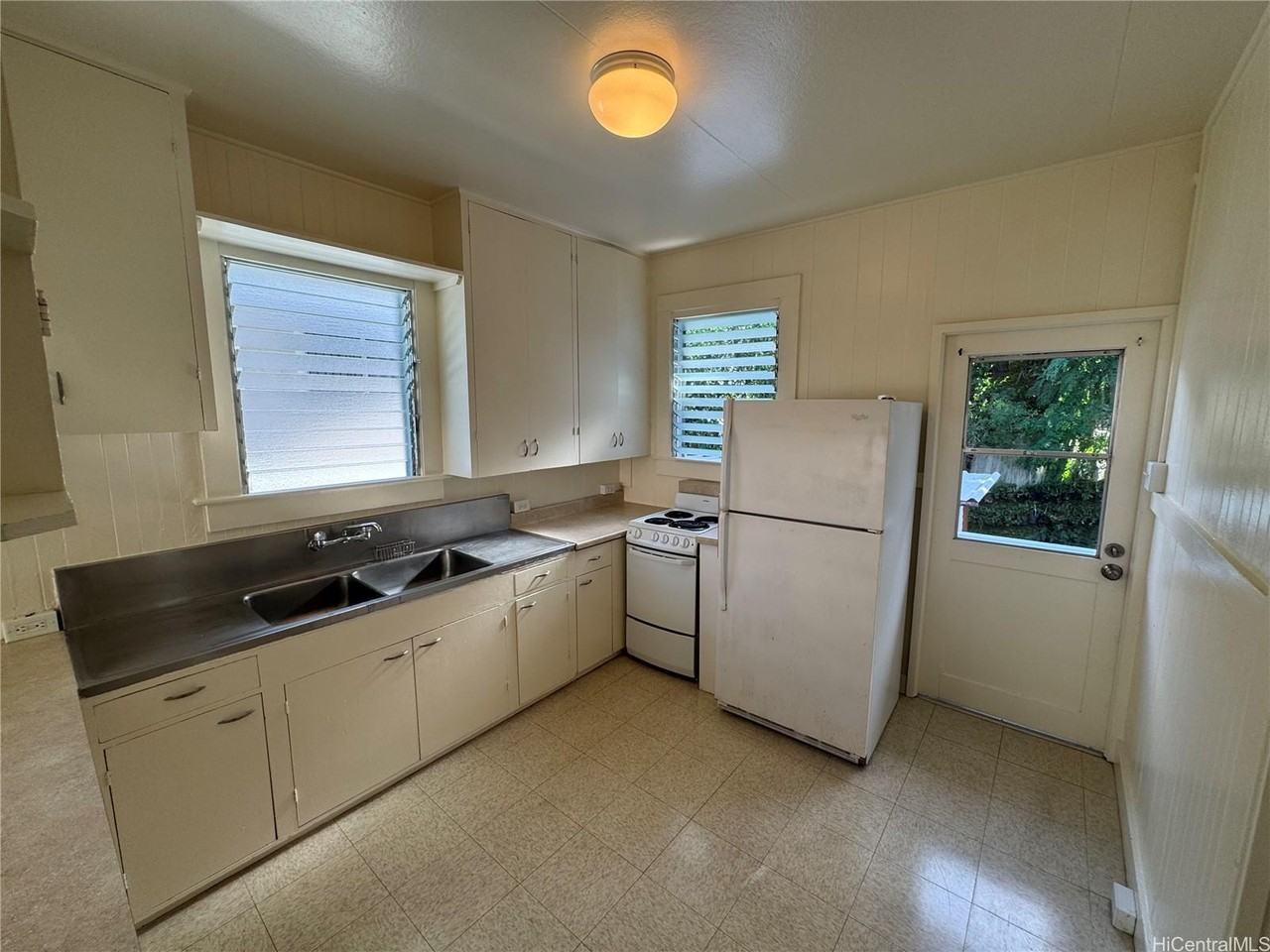1508 Palolo Ave #H - Photo 5 of 11