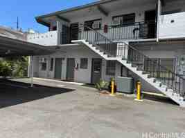 featured image of 32 N School St #2