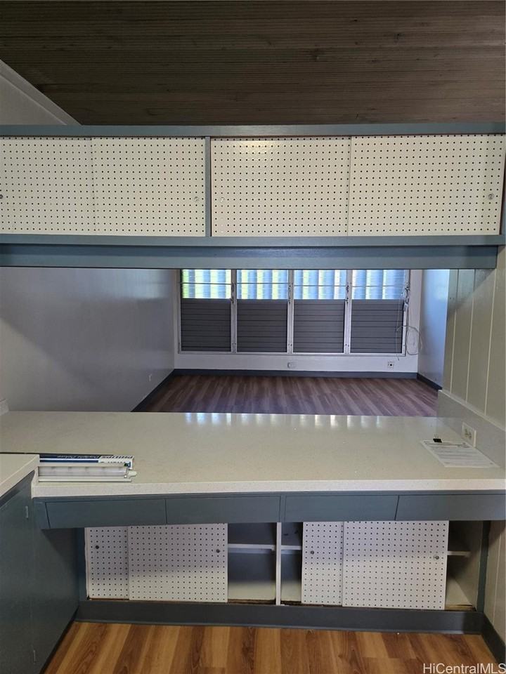 32 N School St #2 - Photo 4 of 11