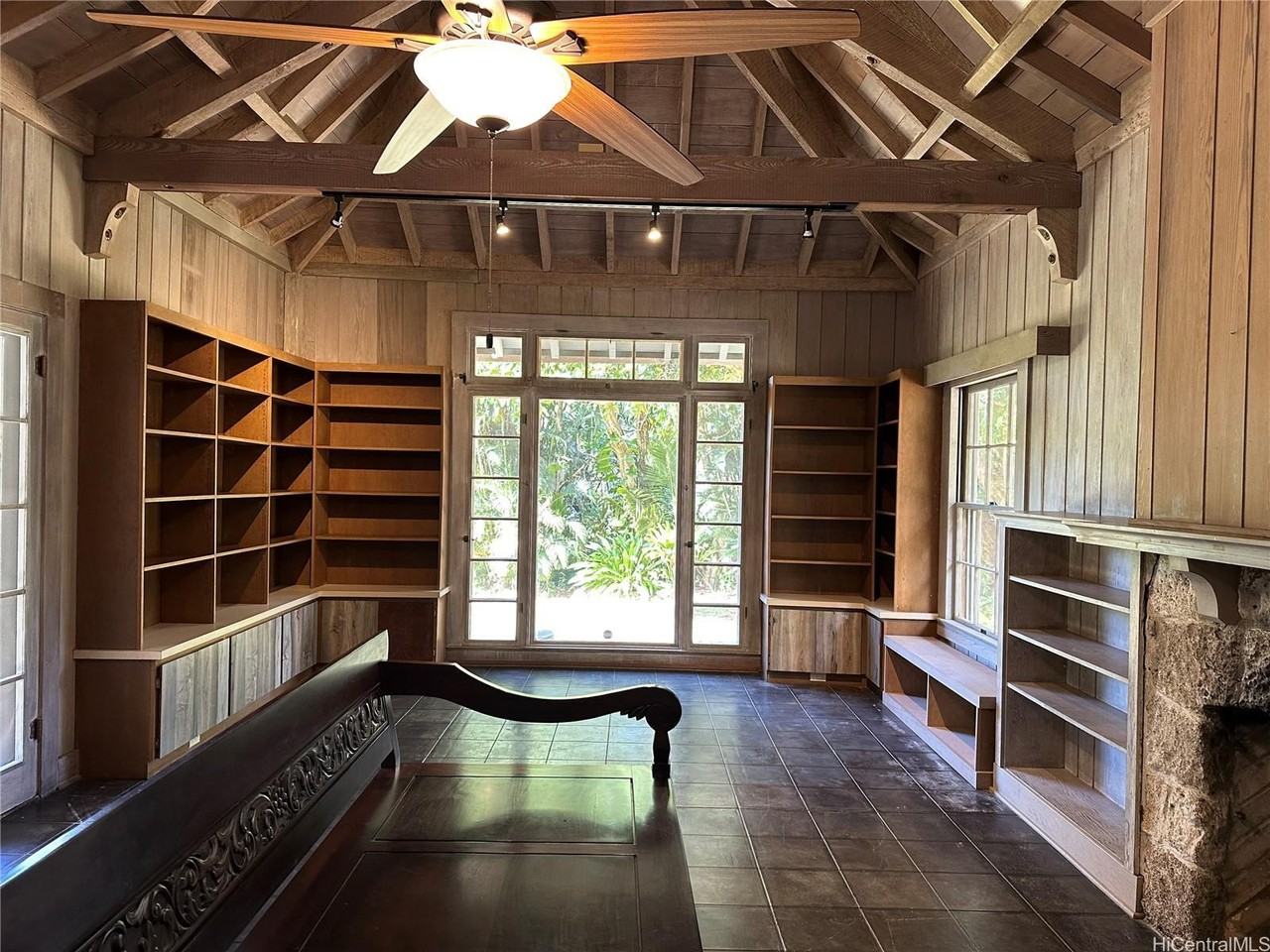 3333 Kaohinani Dr - Photo 2 of 10