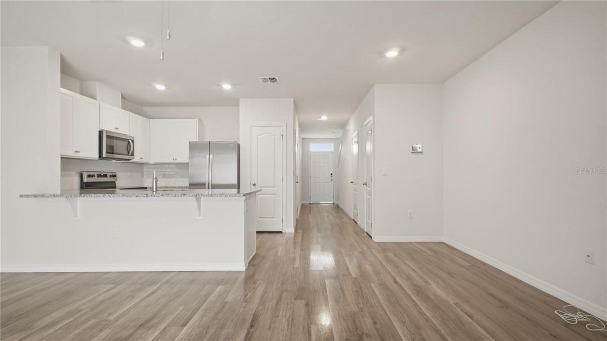 1311 Tallowwood Ln - Photo 7 of 25