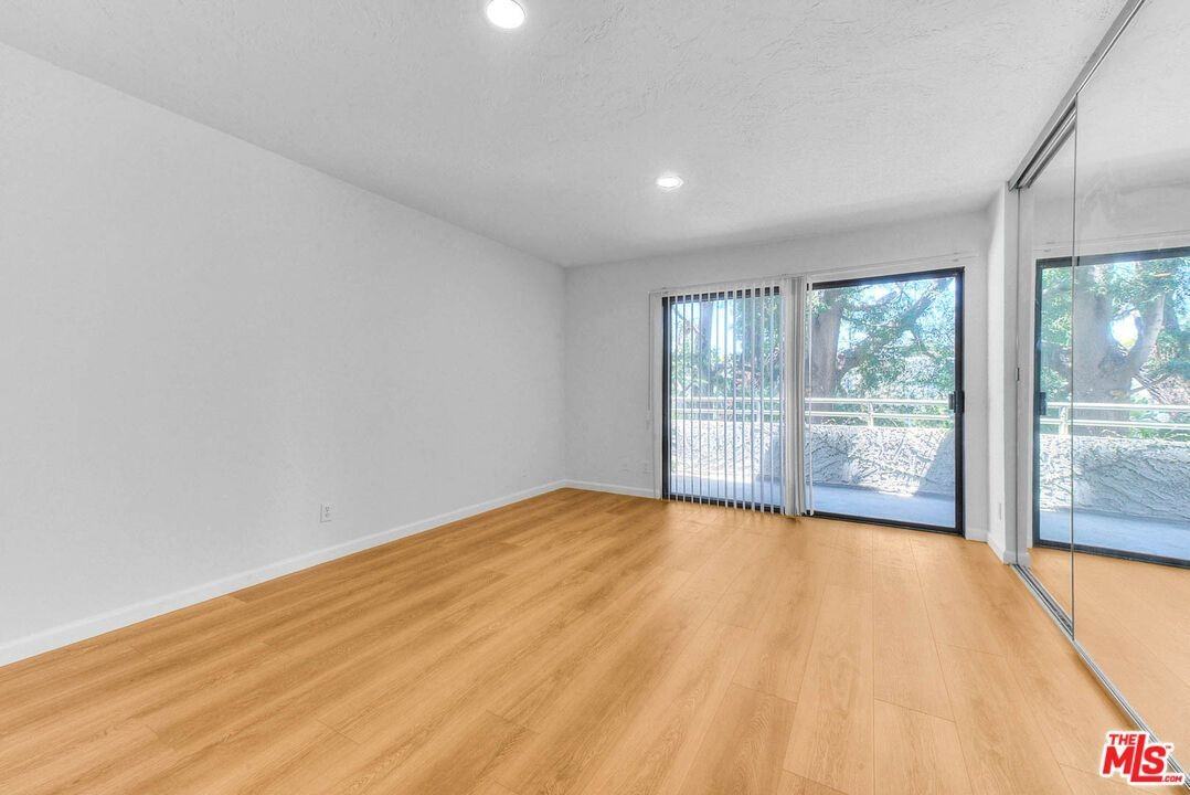 4311 Colfax Ave ##215 - Photo 6 of 10
