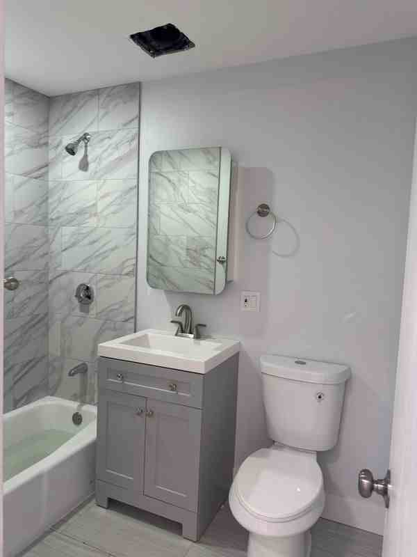 79 Arlington St - Photo 7 of 11