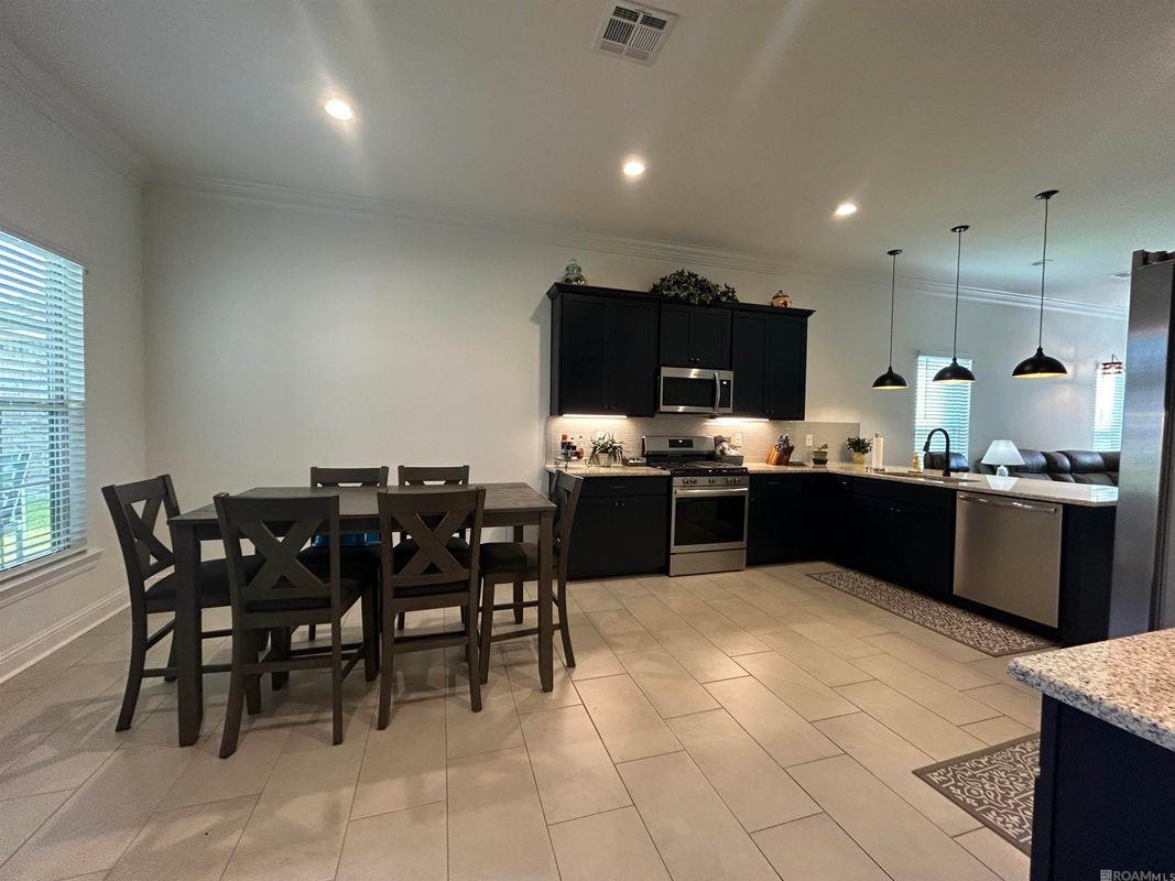 721 Bellegrove Square Ave - Photo 4 of 22