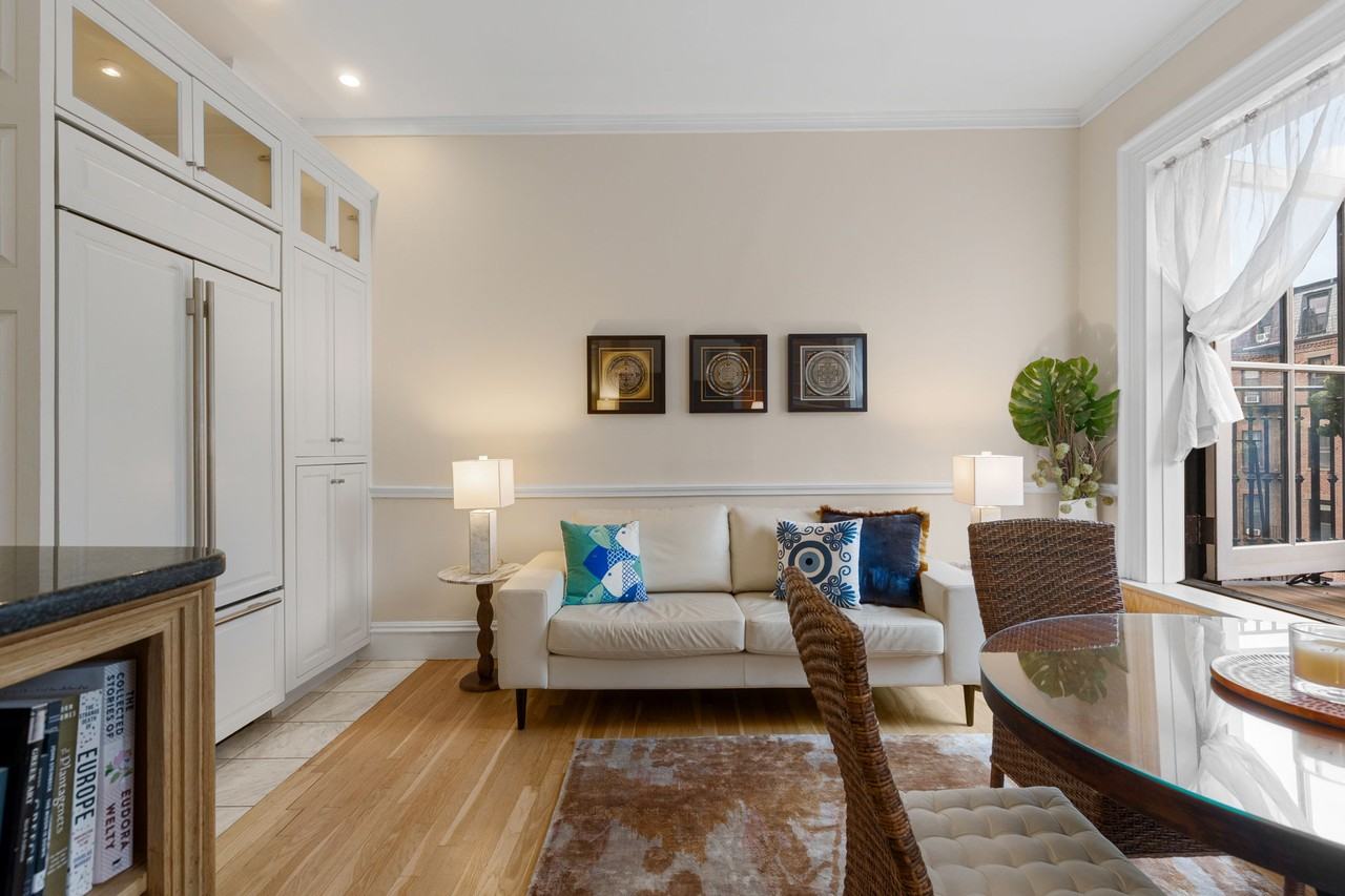 295 Marlborough St #3 - Photo 2 of 18