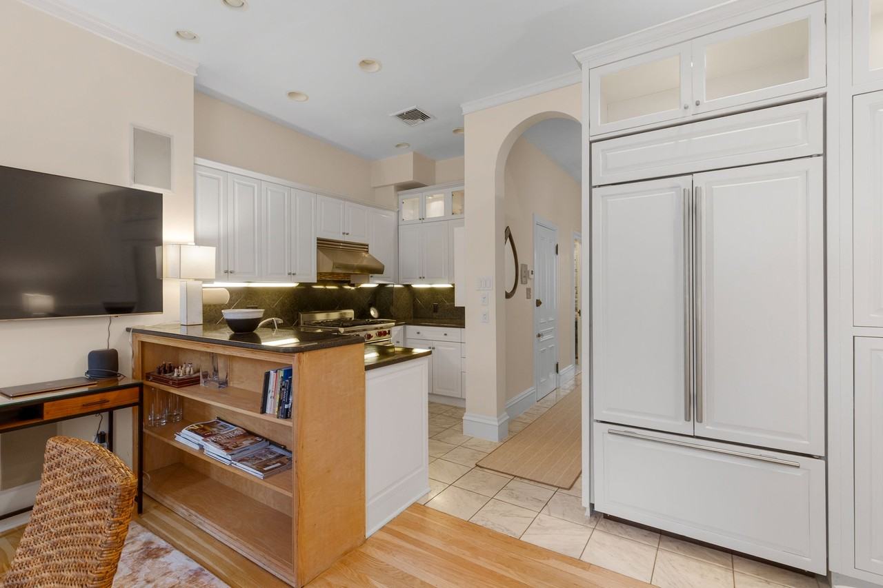 295 Marlborough St #3 - Photo 3 of 18