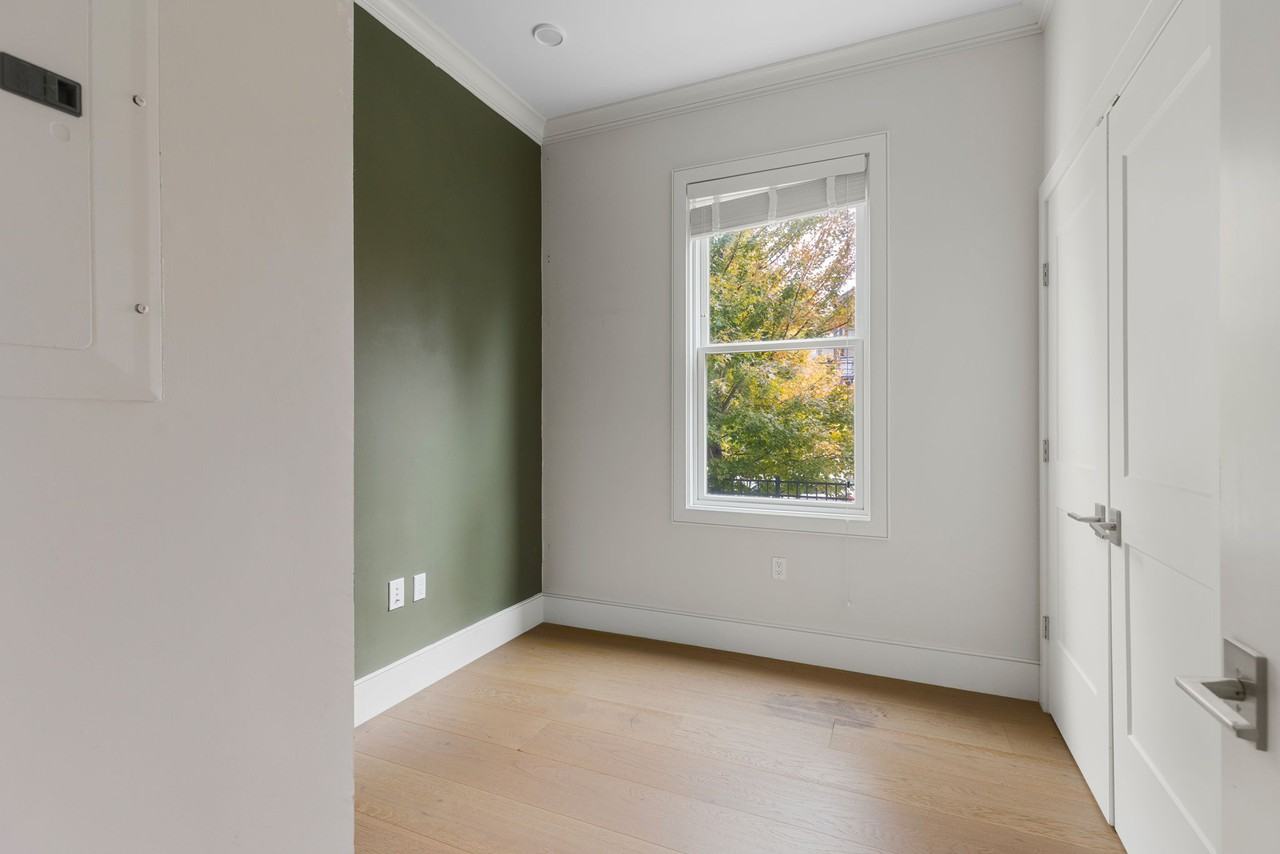 11 Tannery Brook Row #1 - Photo 5 of 23