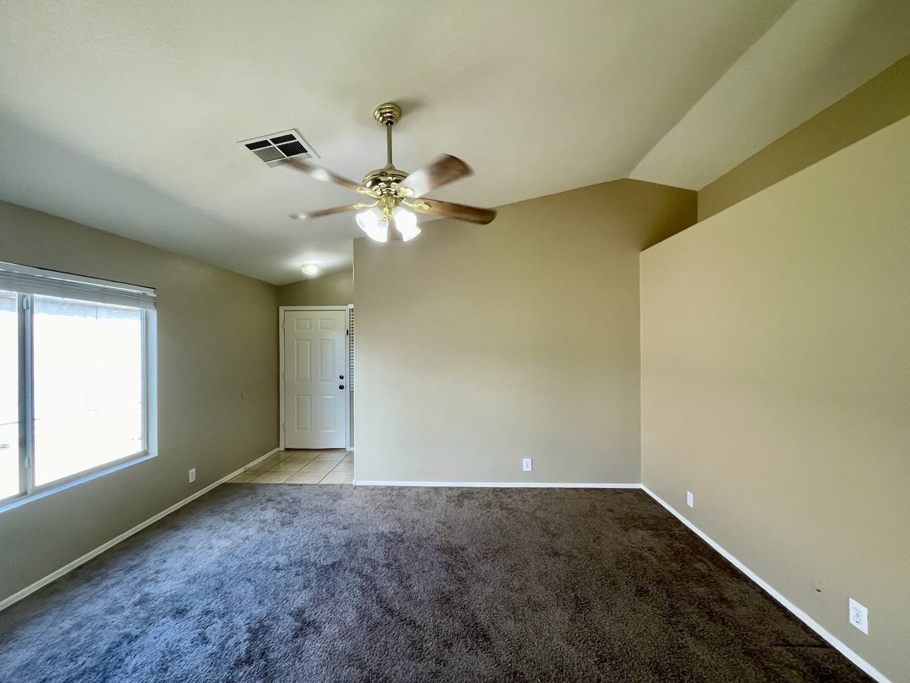 16574 N 158th Ave - Photo 2 of 24