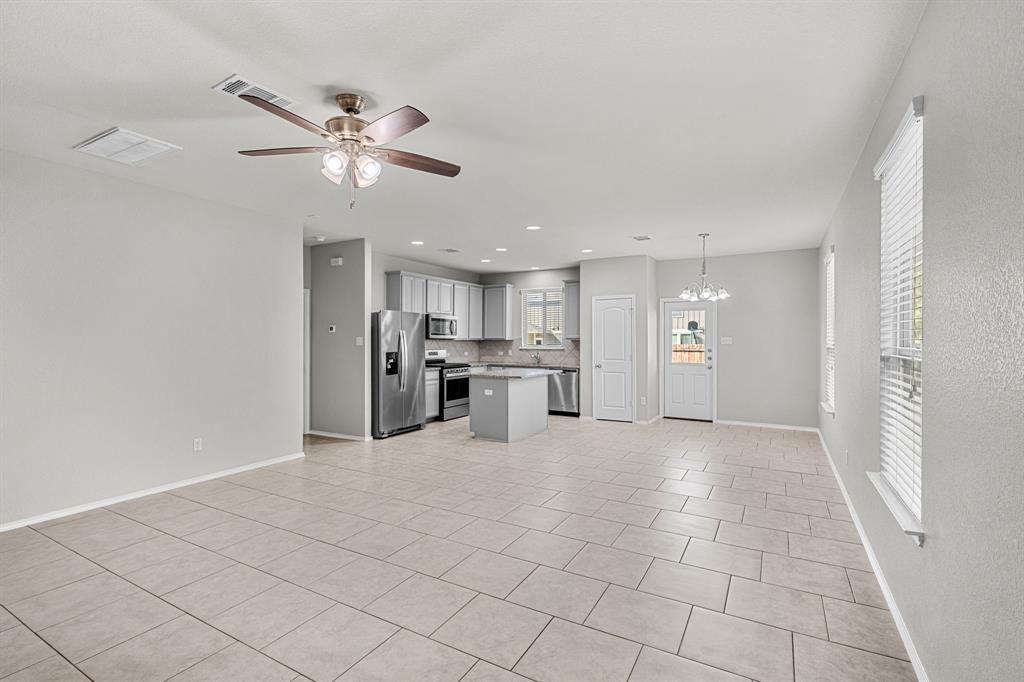 108 Normal School Way - Photo 6 of 29