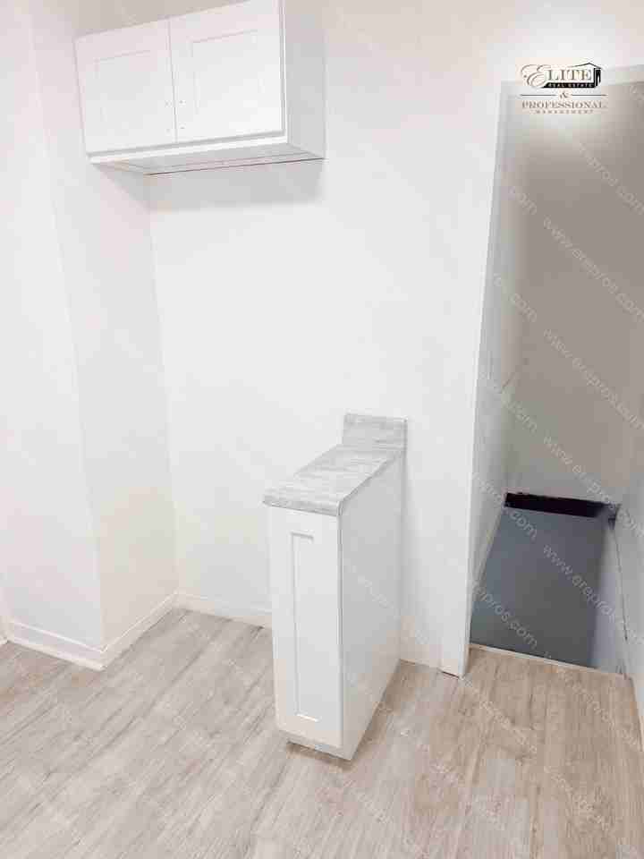 15813 Wabash St - Photo 5 of 13