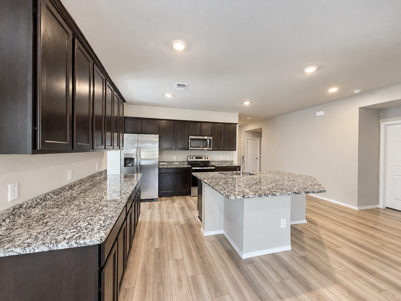 9114 Cantera Ridge Rd - Photo 5 of 25