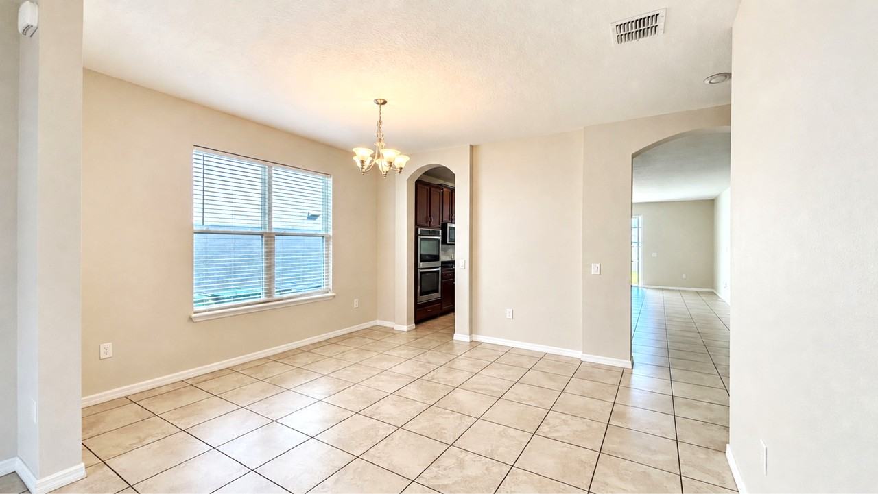 14153 Dove Hollow Dr - Photo 5 of 26
