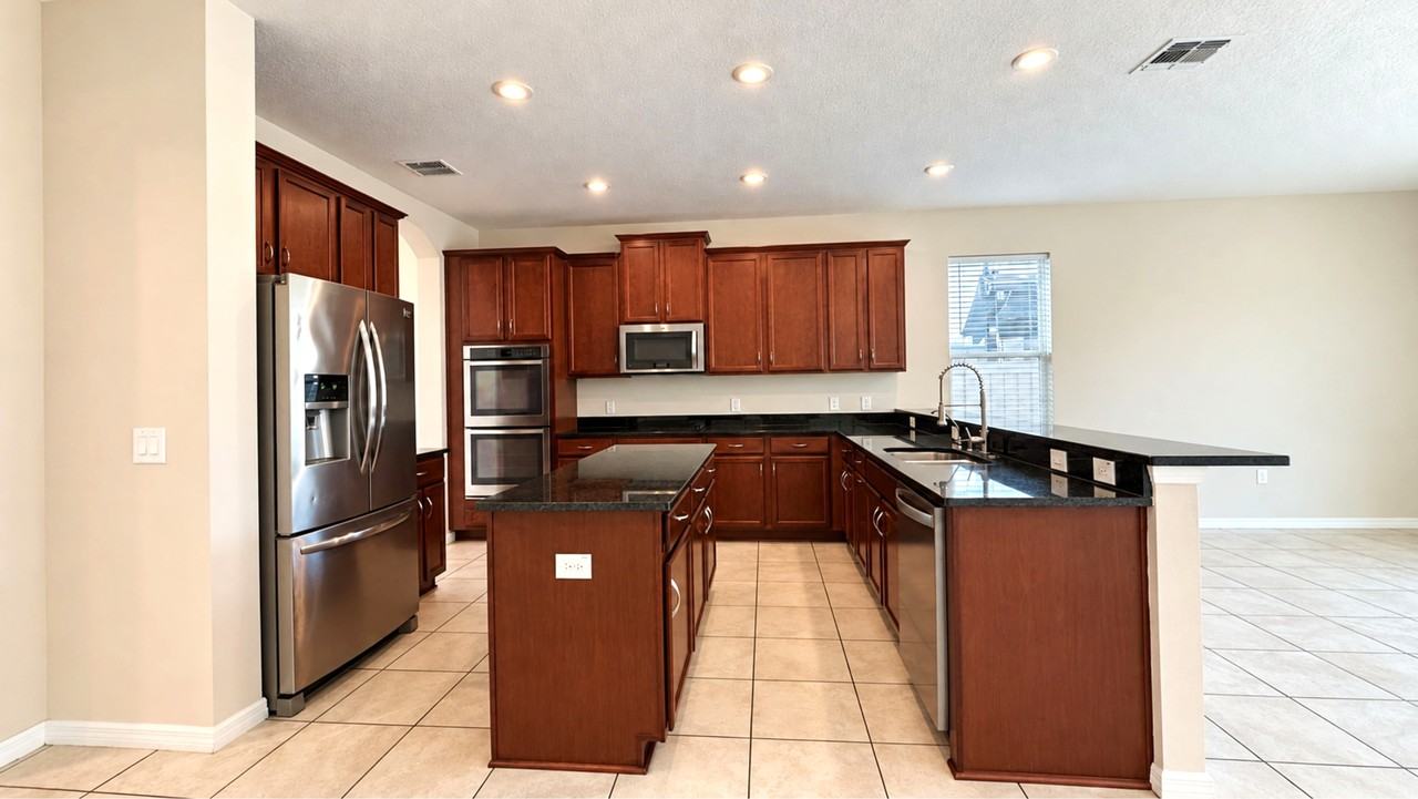 14153 Dove Hollow Dr - Photo 7 of 26